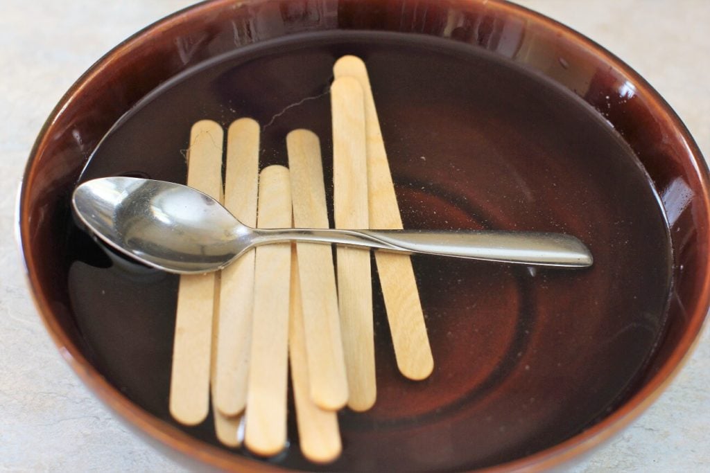 soak the popsicle sticks in hot water for the food on a stick burger pops