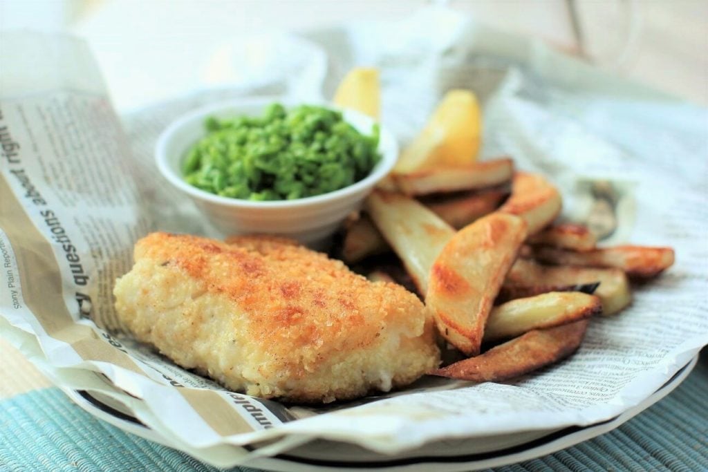 a taste of England: gluten free crispy battered fish, home fries, and mushy green peas