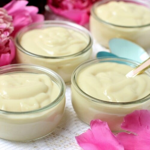 homemade vanilla pudding in little jars
